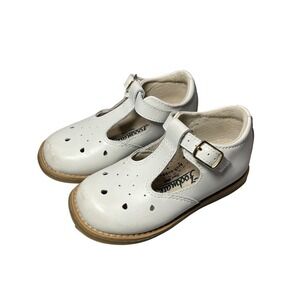 Footmates Mary Jane Shoes Harper White Leather T Strap‎ Kids Size 7 Arch Support